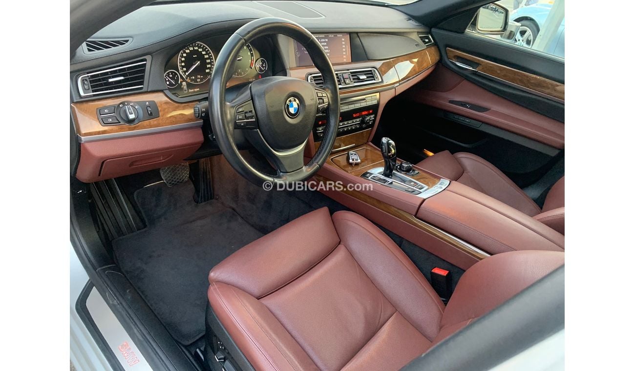 BMW 750Li BMW 750 LI_Gcc_2010_Excellent_Condition _Full option