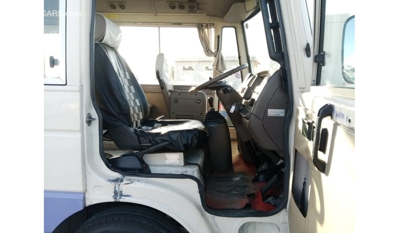 نيسان سيفيليان NISSAN CIVILIAN BUS RIGHT HAND DRIVE (PM1048)