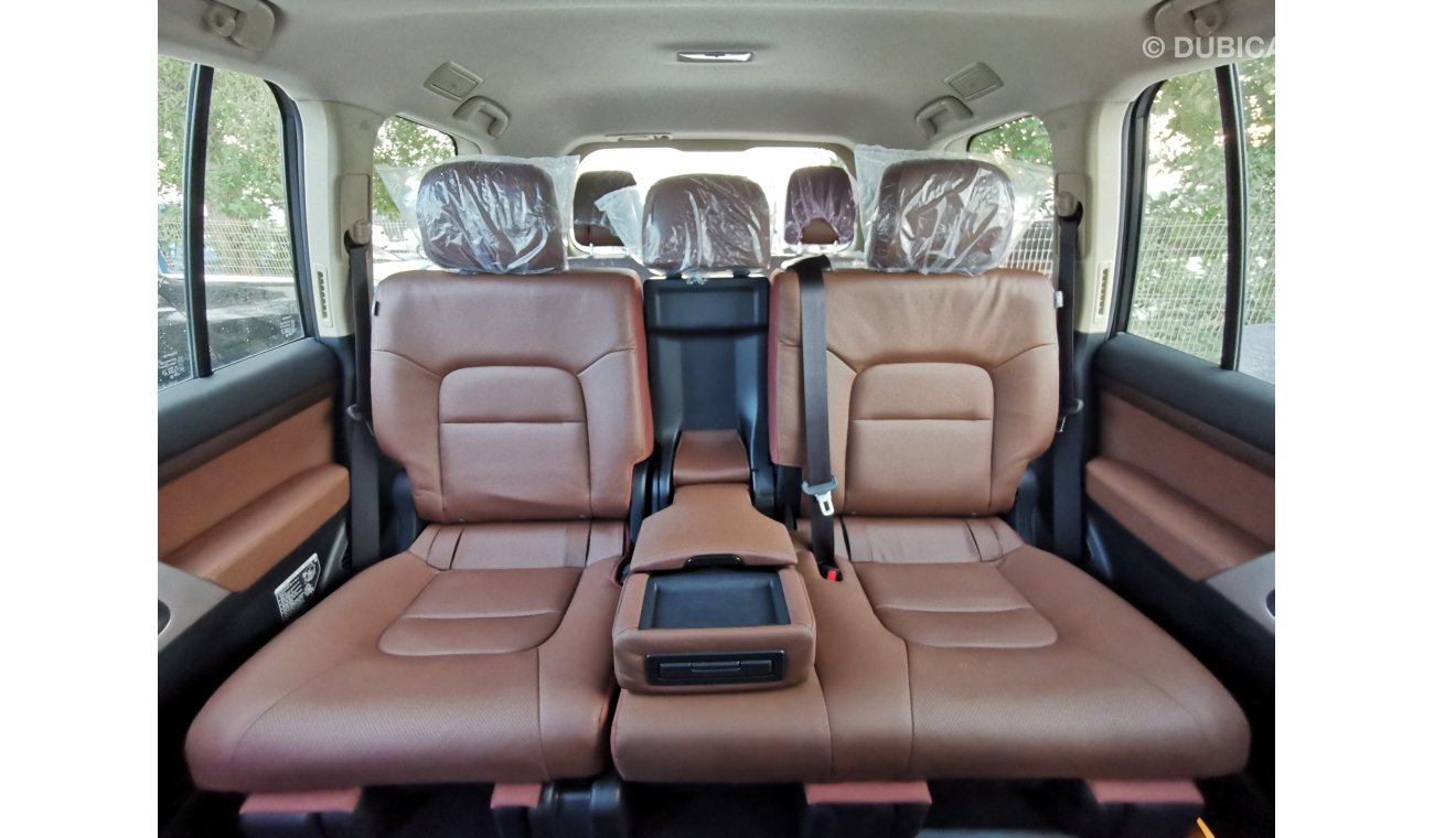 Toyota Land Cruiser 4.5L V8 DIESEL, 20" RIMS, TELESCOPIC STEERING, NAVIGATION, USB (CODE # VX01)