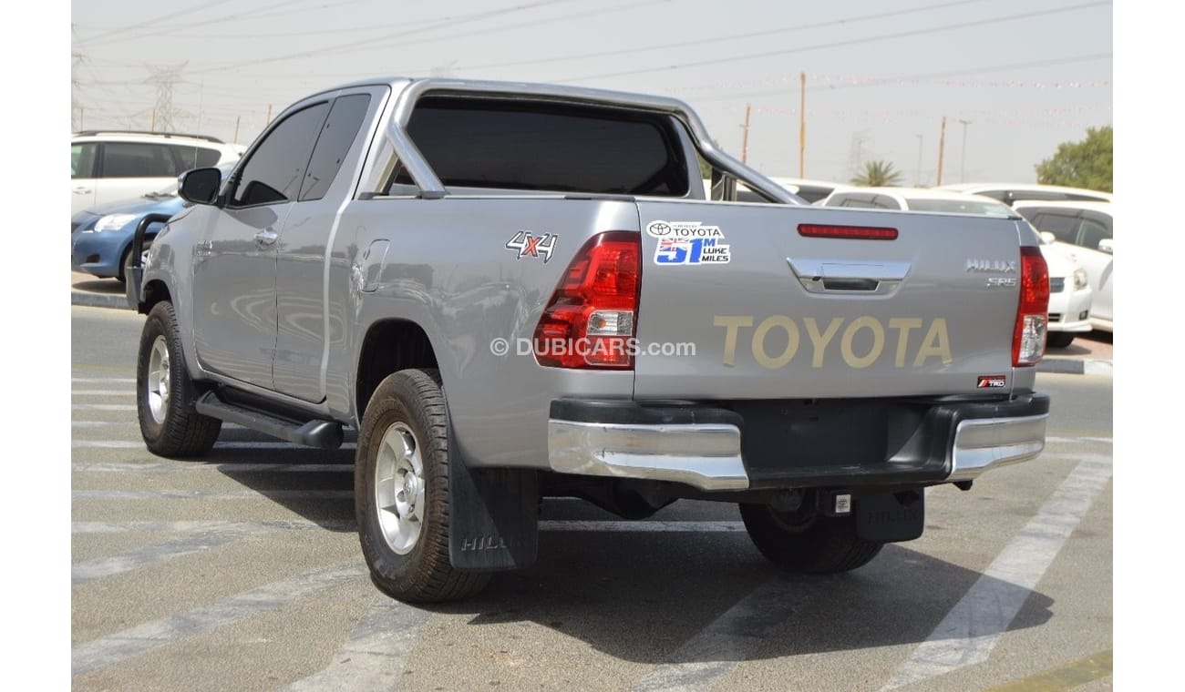 Toyota Hilux SR5 Diesel Engine