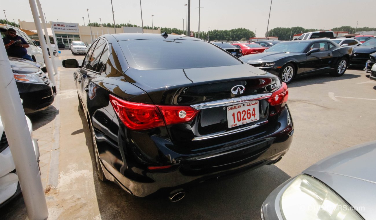 إنفينيتي Q50