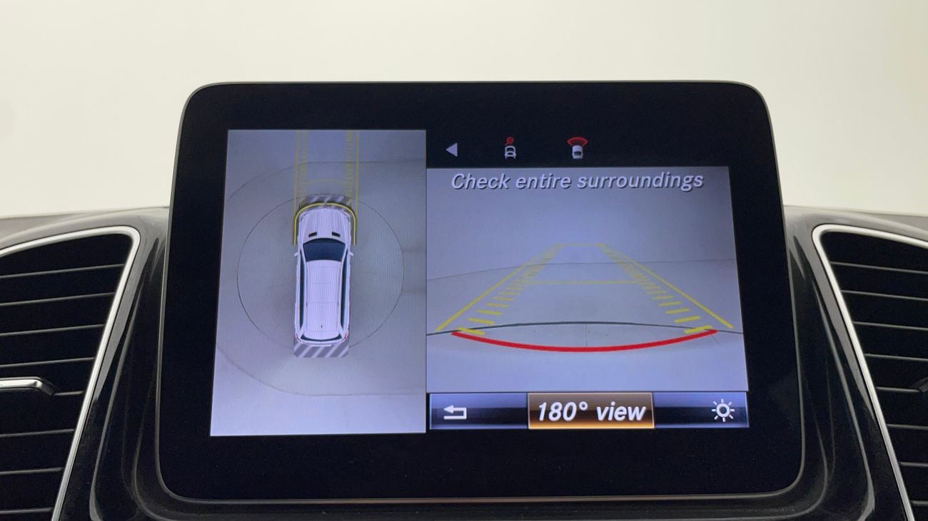 مرسيدس بنز GLS 400 AMG PACK 3 | بدون دفعة مقدمة | اختبار القيادة في المنزل