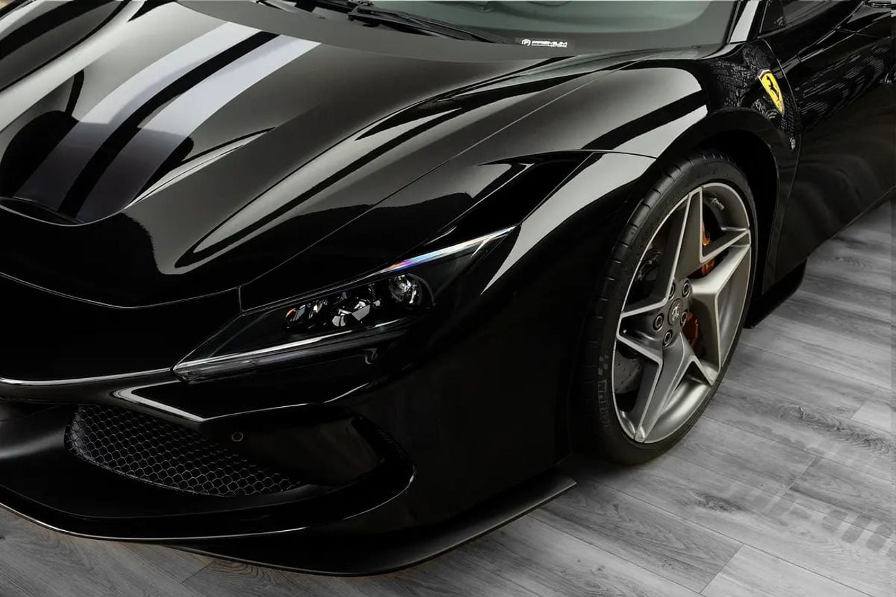 Ferrari F8 Spider STD