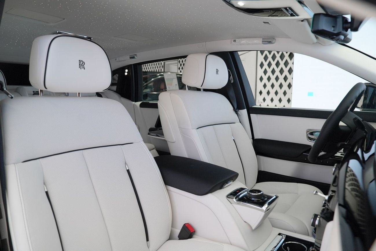 Rolls-Royce Phantom EWB 6.8L