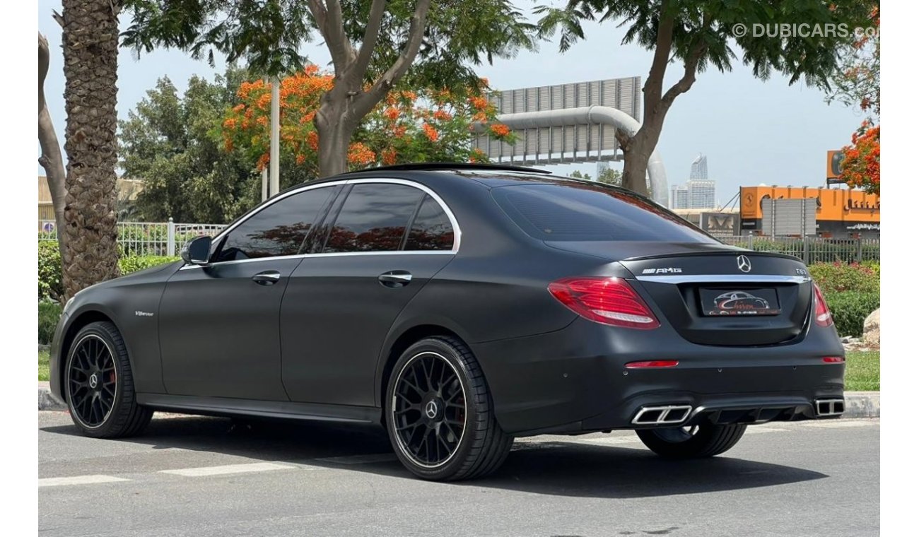 Mercedes-Benz E300 Std MERCEDES BENZ E300 AMG 2019 BODY KIT FULL OPTIONS DEALER WARRANTY