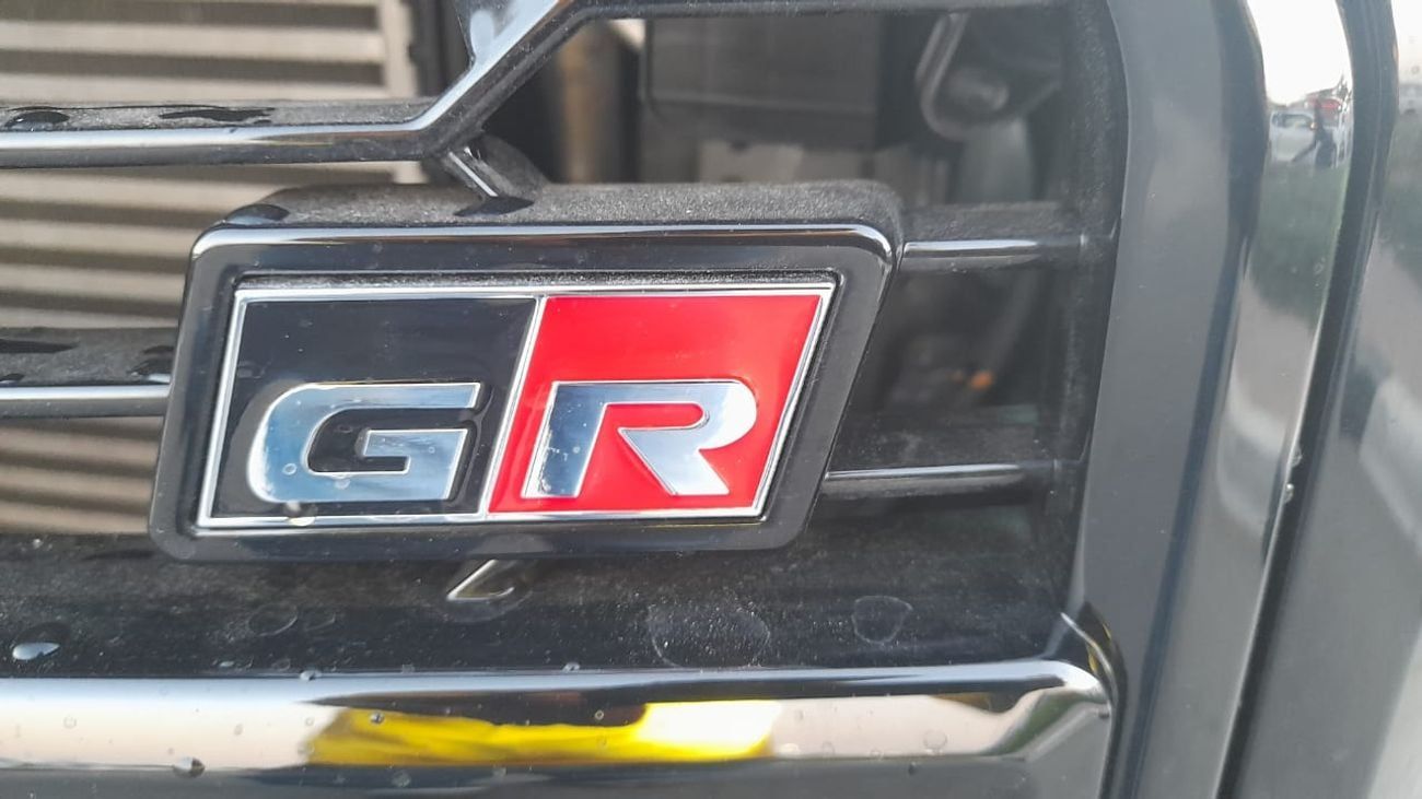 تويوتا هيلوكس SMARTCAP DIESEL RHD 2.8