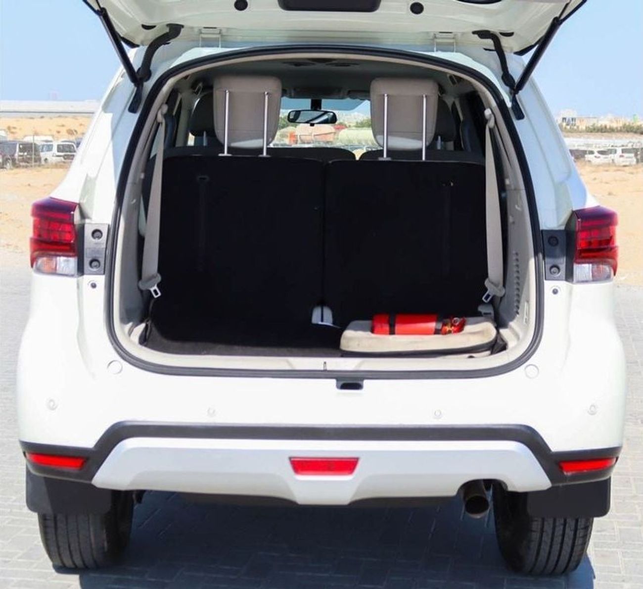 نيسان إكستيرا SE 2.5L FWD Nissan x-terra 2.5L 2022 SE GCC accident-free in excellent condition 1264 P.M