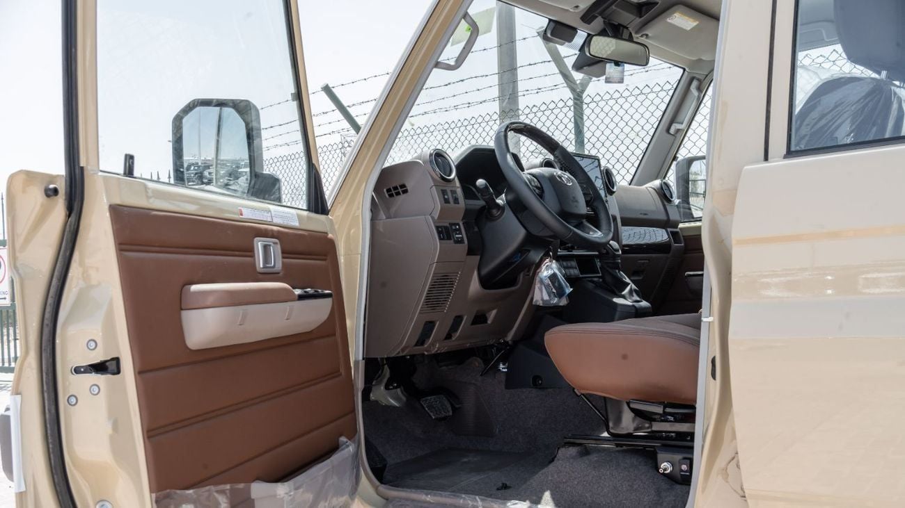تويوتا لاند كروزر 70 2026 Toyota Land Cruiser LC76 2.8L AT Diesel Full Option (Beige)