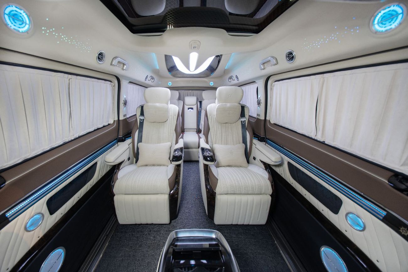 Mercedes-Benz V 300 Ramadan Special Offer | 1 of 28 Magellan Edition | 2 Year Interior Warranty