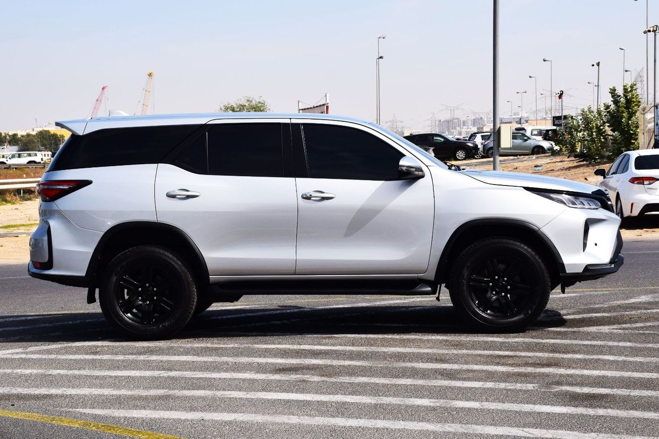 Toyota Fortuner AWD Diesel 2.8L Right Hand Drive