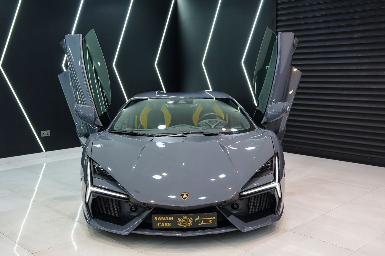 لامبورغيني ريفويلتو 6.5L V12 Hybrid 2024 Lamborghini Revuelto, Brand New, Carbon Fiber Interior, GCC Specs!!