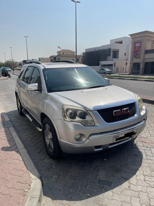 جي أم سي أكاديا SLT