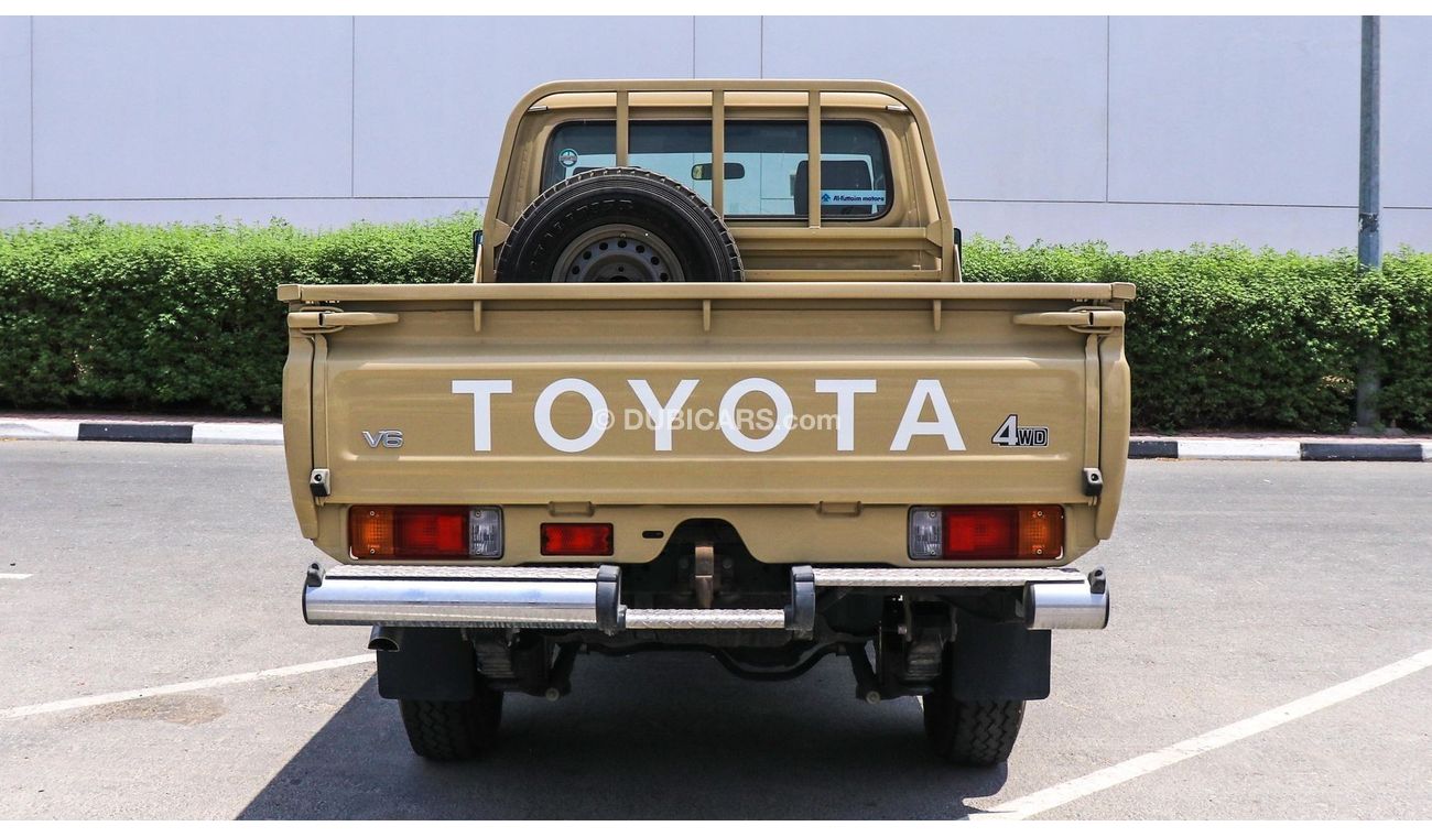 Toyota Land Cruiser Pick Up