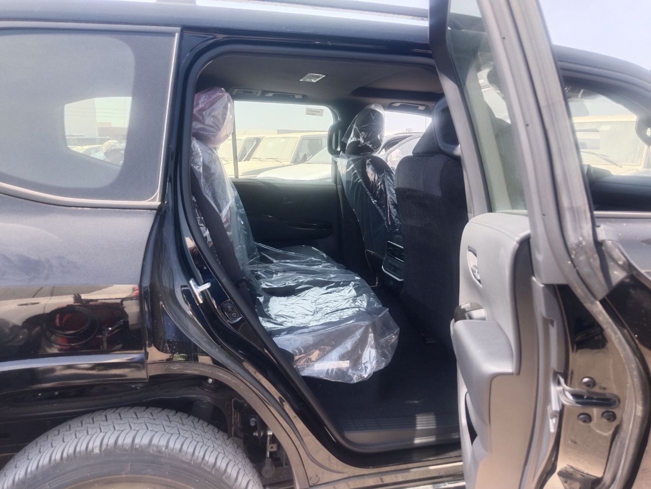 Toyota Land Cruiser GXR3 3.3L Toyota LC300 GXR 3.3L DIESEL