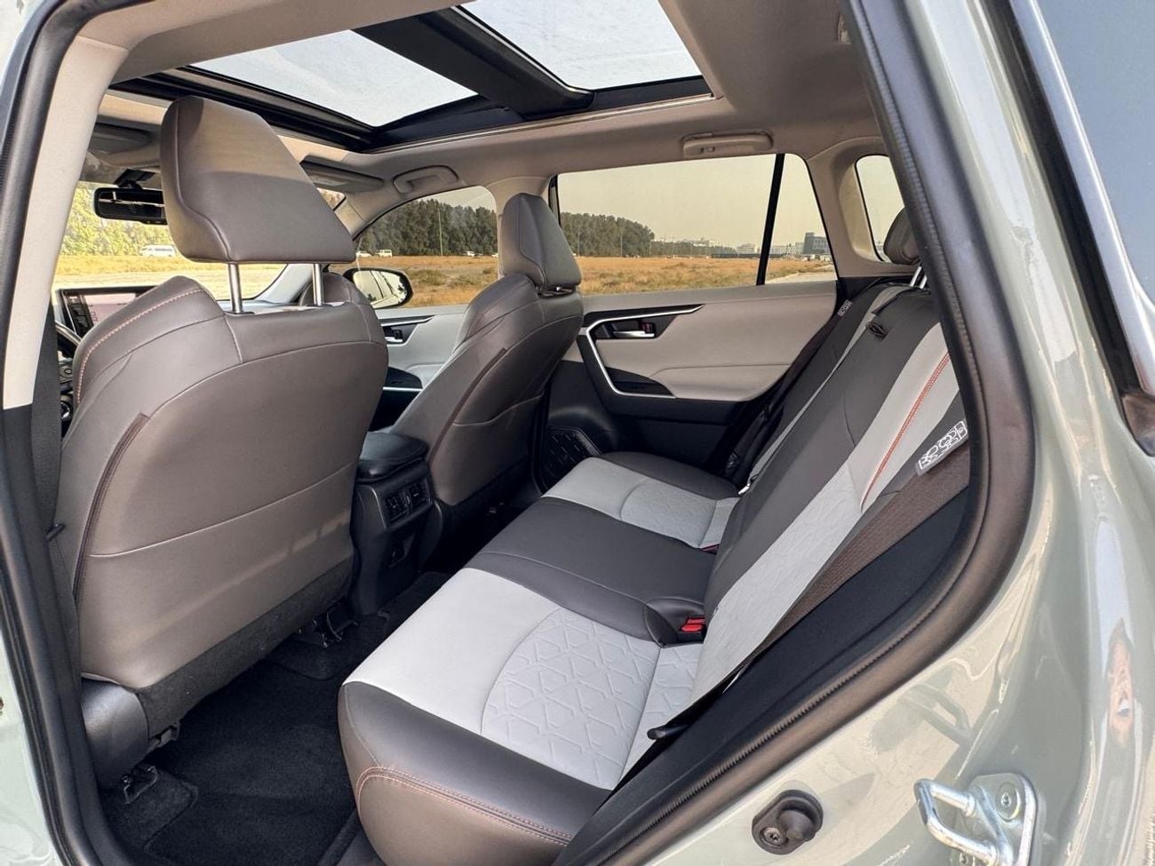 Toyota RAV4 ADVENTURE
