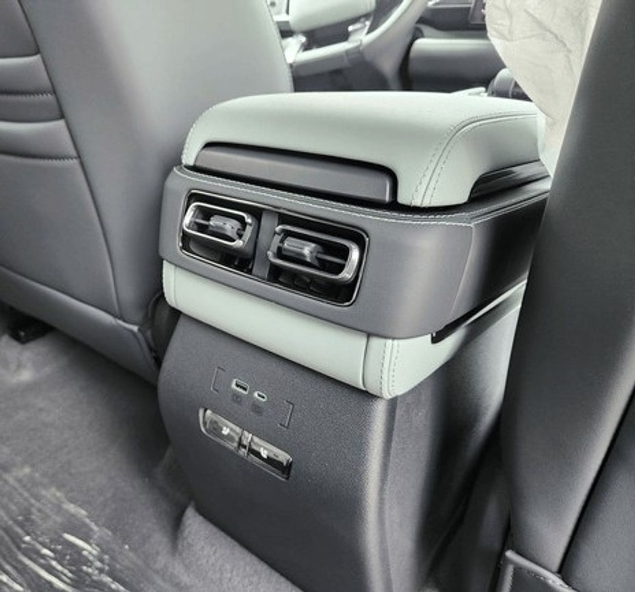 BYD Leopard 5 5 NAVIGATOR HYBRID1.5L-4CYL TURBOCHARGED