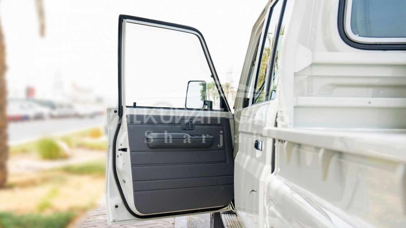 Toyota Land Cruiser Pick Up TOYOTA LAND CRUISER LC79DC 4.0P MT MY2023