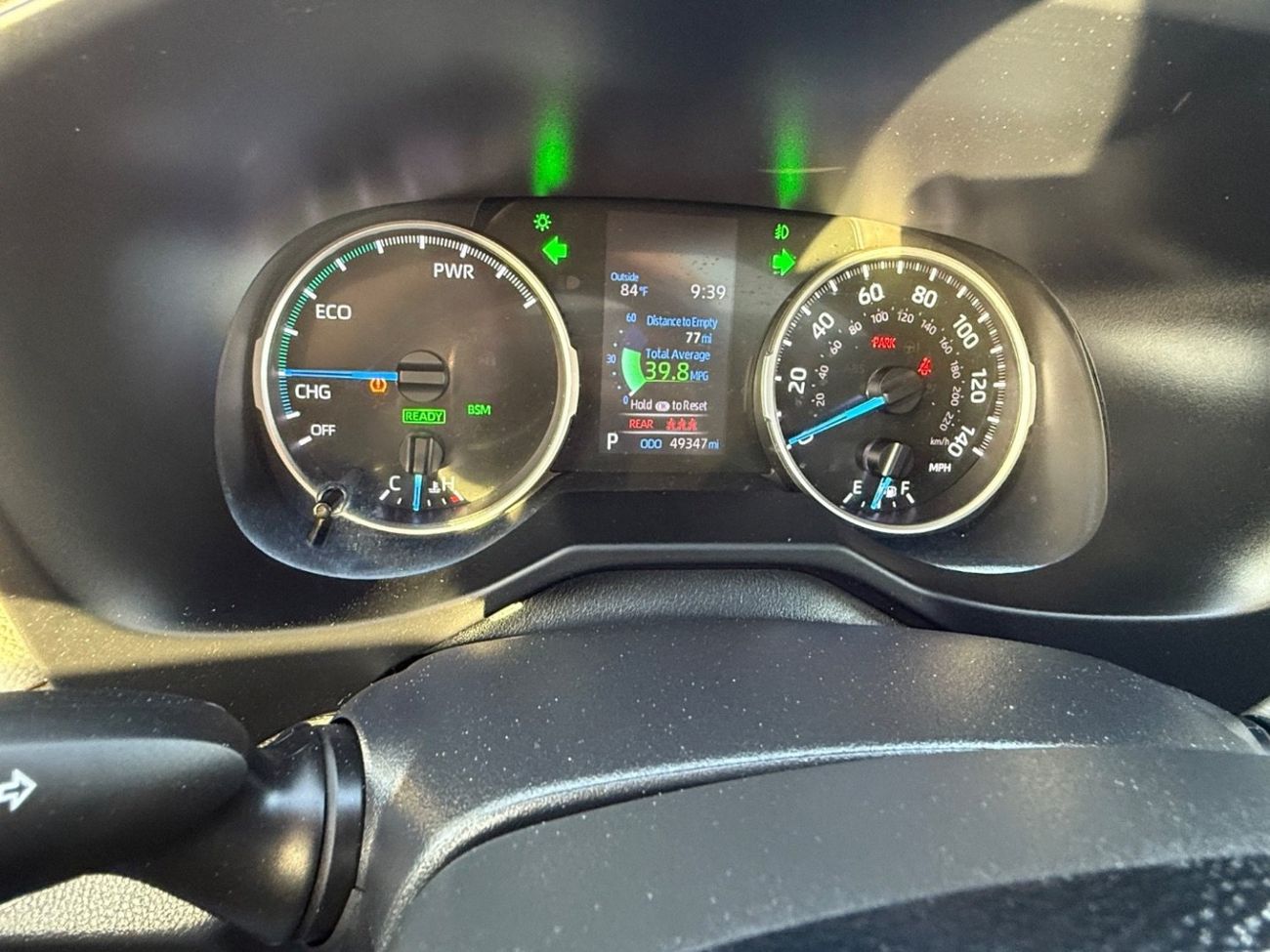 تويوتا راف ٤ XLE 2.5L