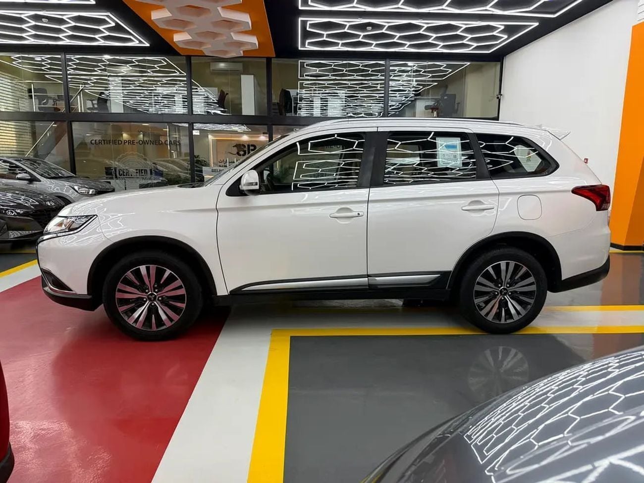 Mitsubishi Outlander GLX 2.4L NO CONVENIENCE FEES | UNDER WARRANTY | 0% DOWN PAYMENT | CERTIFIED PRE-OWNED |