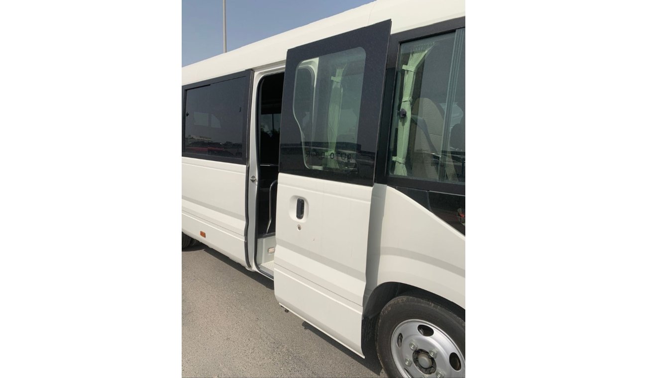 New TOYOTA COASTER ( VIP ) 4.2L V6 DIESEL 22 SEAT 3 POINT SEAT