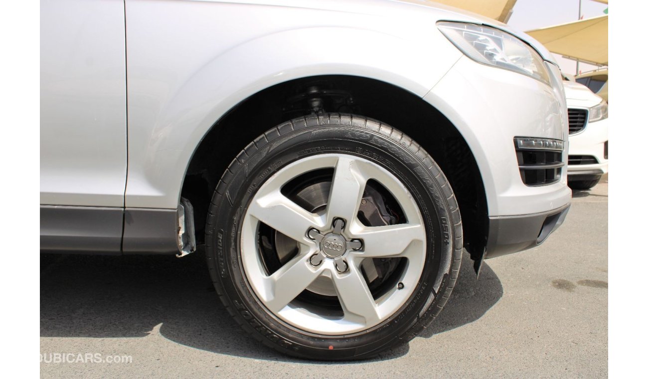 Audi Q7 ACCIDENTS FREE - S-LINE - FULL OPTION  -GCC - CAR IS IN PERFECT CONDITION INSIDE OUT