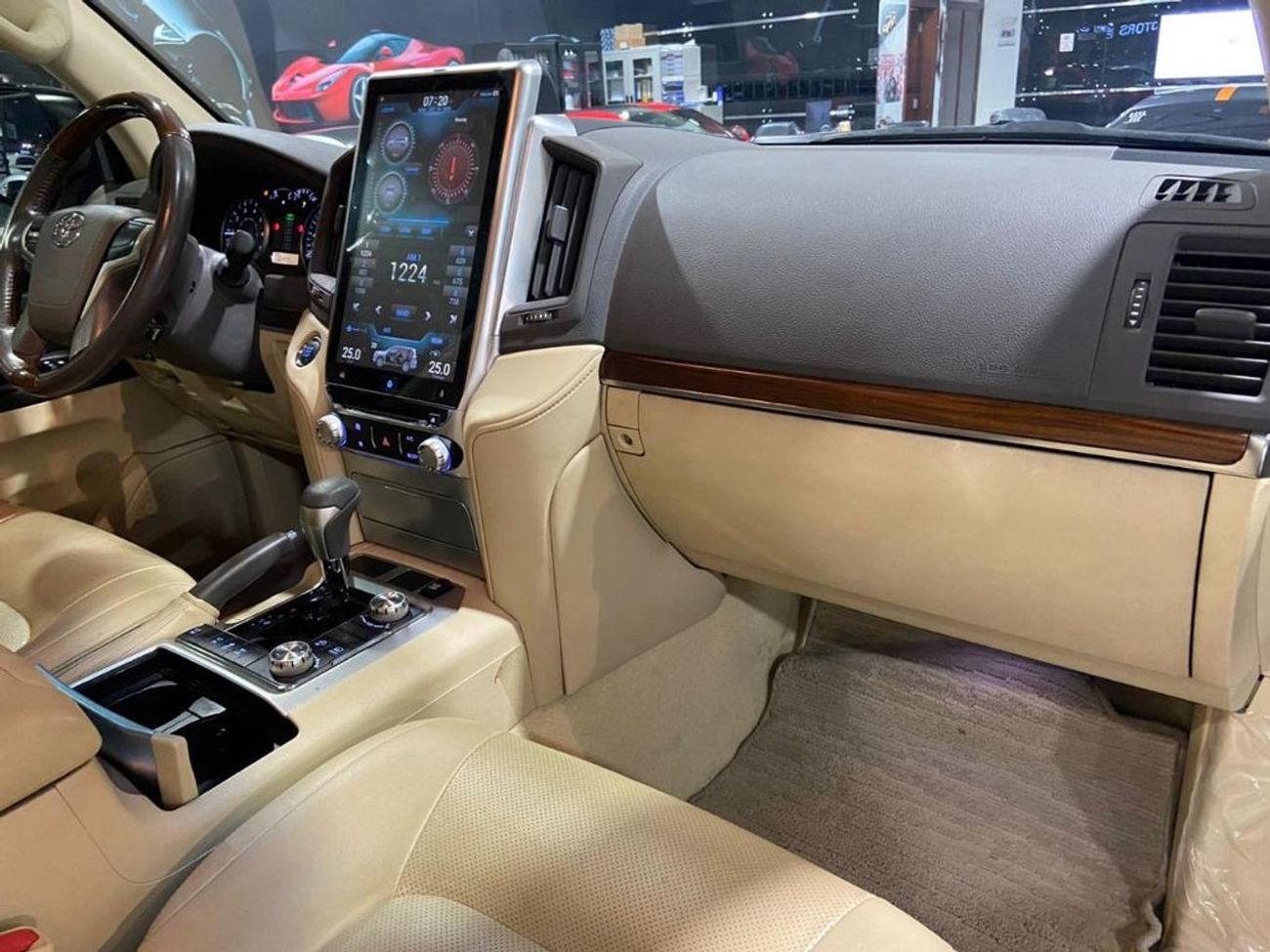 Toyota Land Cruiser PLATINIUM EDITION