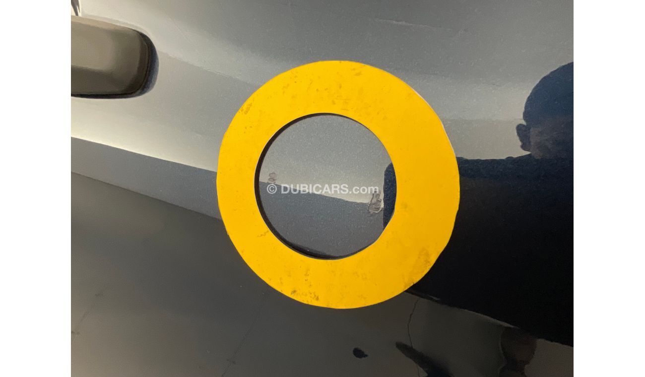 Ford Explorer XL / Standard