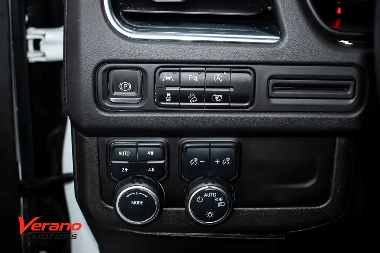 Chevrolet Tahoe LT Z71 5.3L (9 Seater) Z71 | 7-Seater | Panoramic Roof | Black Leather | Full Options |