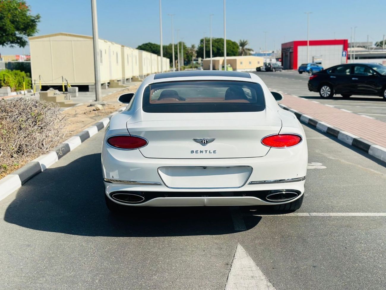 Bentley Continental GT 6.0L W12 (626 HP)
