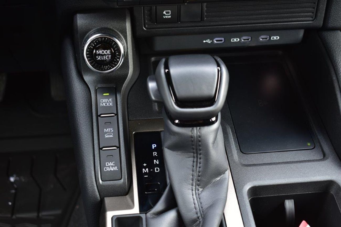 تويوتا لاند كروزر 2024 MODEL TOYOTA LAND CRUISER I-FORCE HYBRID FIRST EDITION 2.4L TURBO 4WD 5-SEATER AUTOMATIC TRANSM