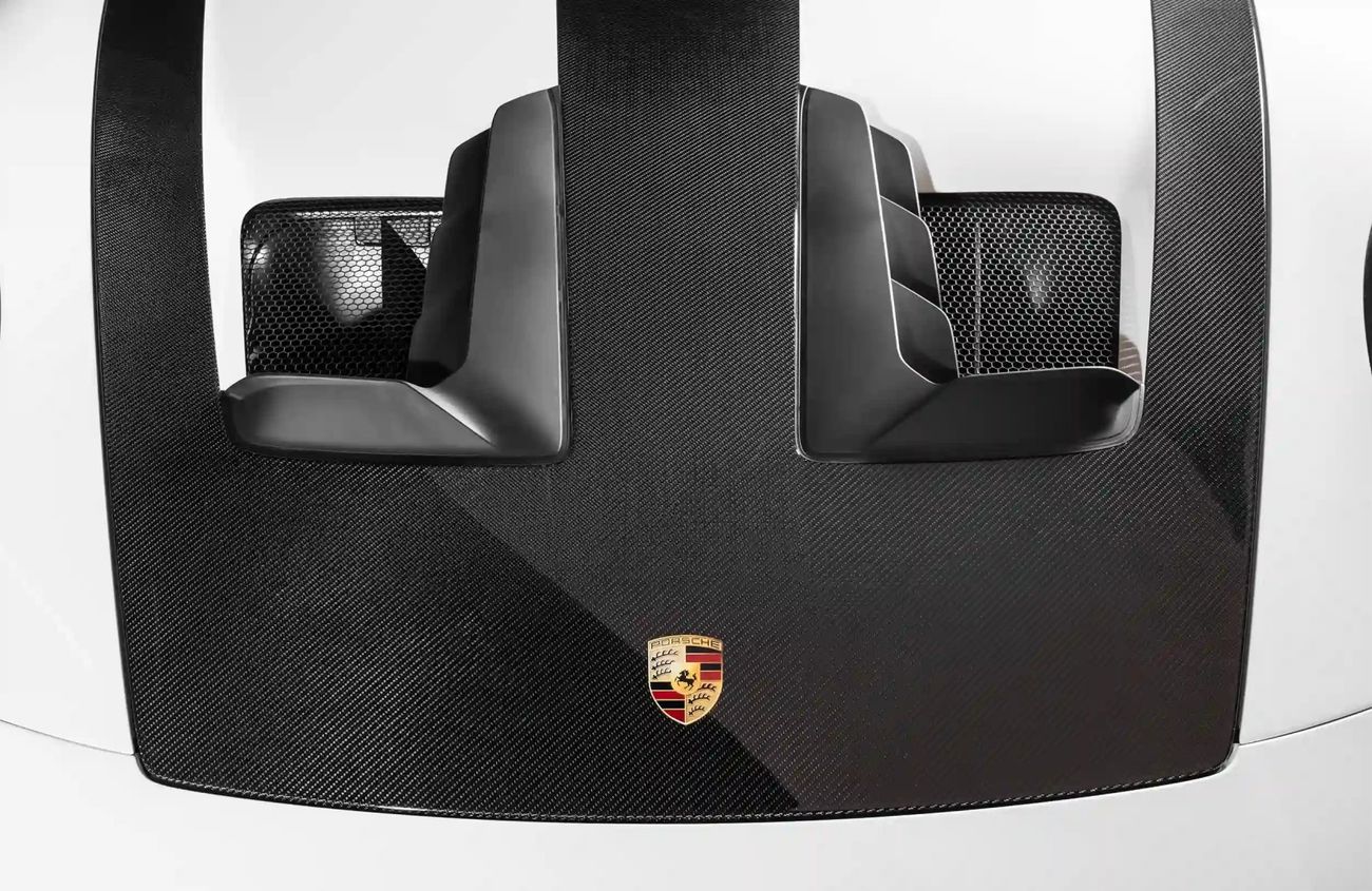 Porsche 911 4.0L F-6 Naturally Aspirated Engine