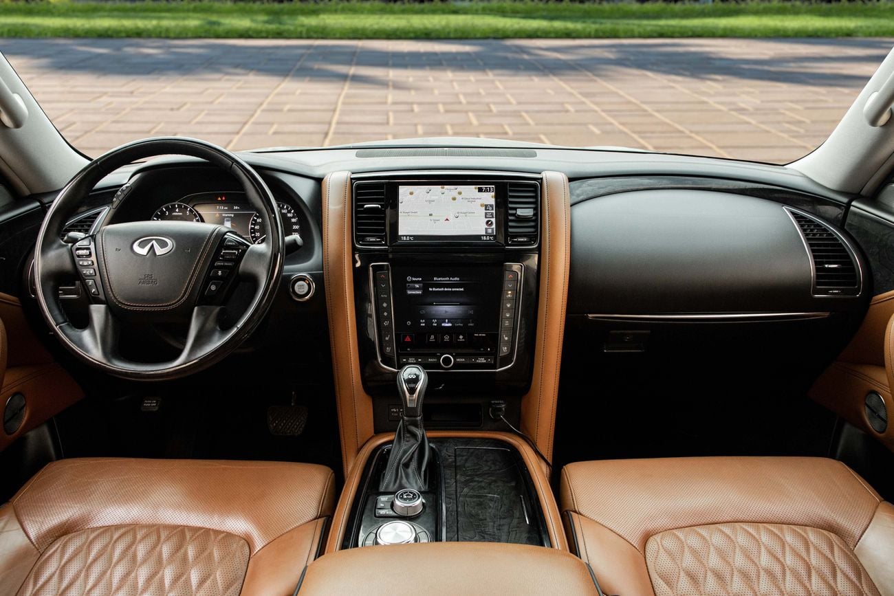 إنفينيتي QX80 Sensory Plus QX80 Sensory Plus | 2,840 P.M | 0% Downpayment | Low Km | Under Warranty