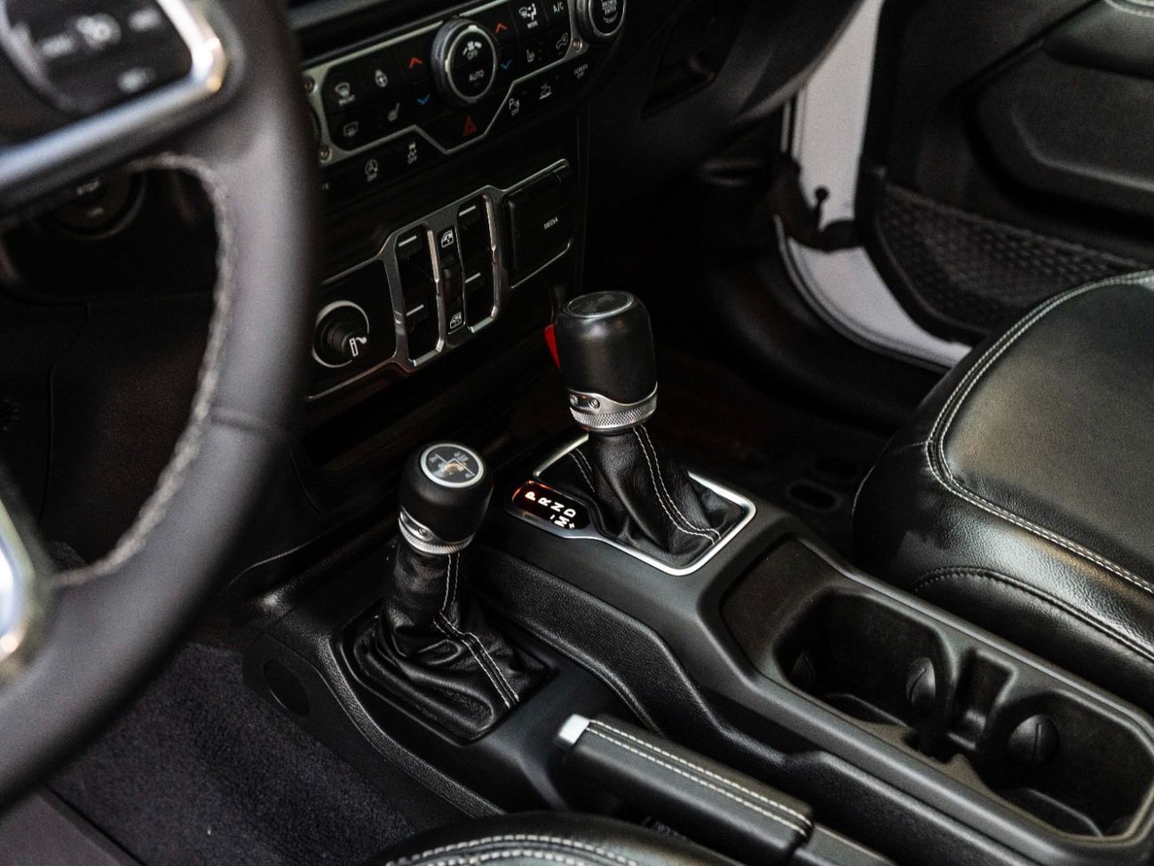 Jeep Wrangler Unlimited Sahara 3.6L