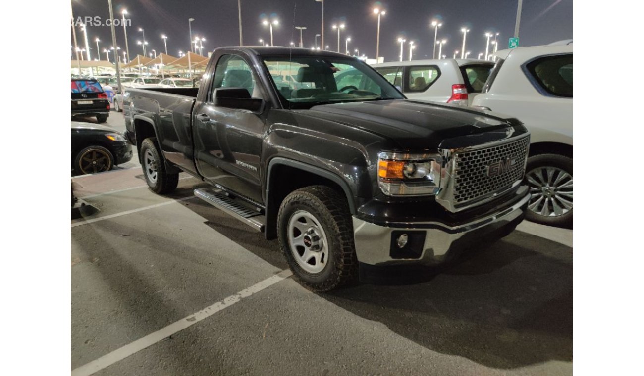 GMC Sierra 2014 American specs automatic low mileage