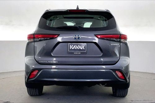 تويوتا هايلاندر VXR | National Day Celebration | شامل الضمان | 0 ﺪﻔﻋﺓ ﺃﻮﻟﻯ