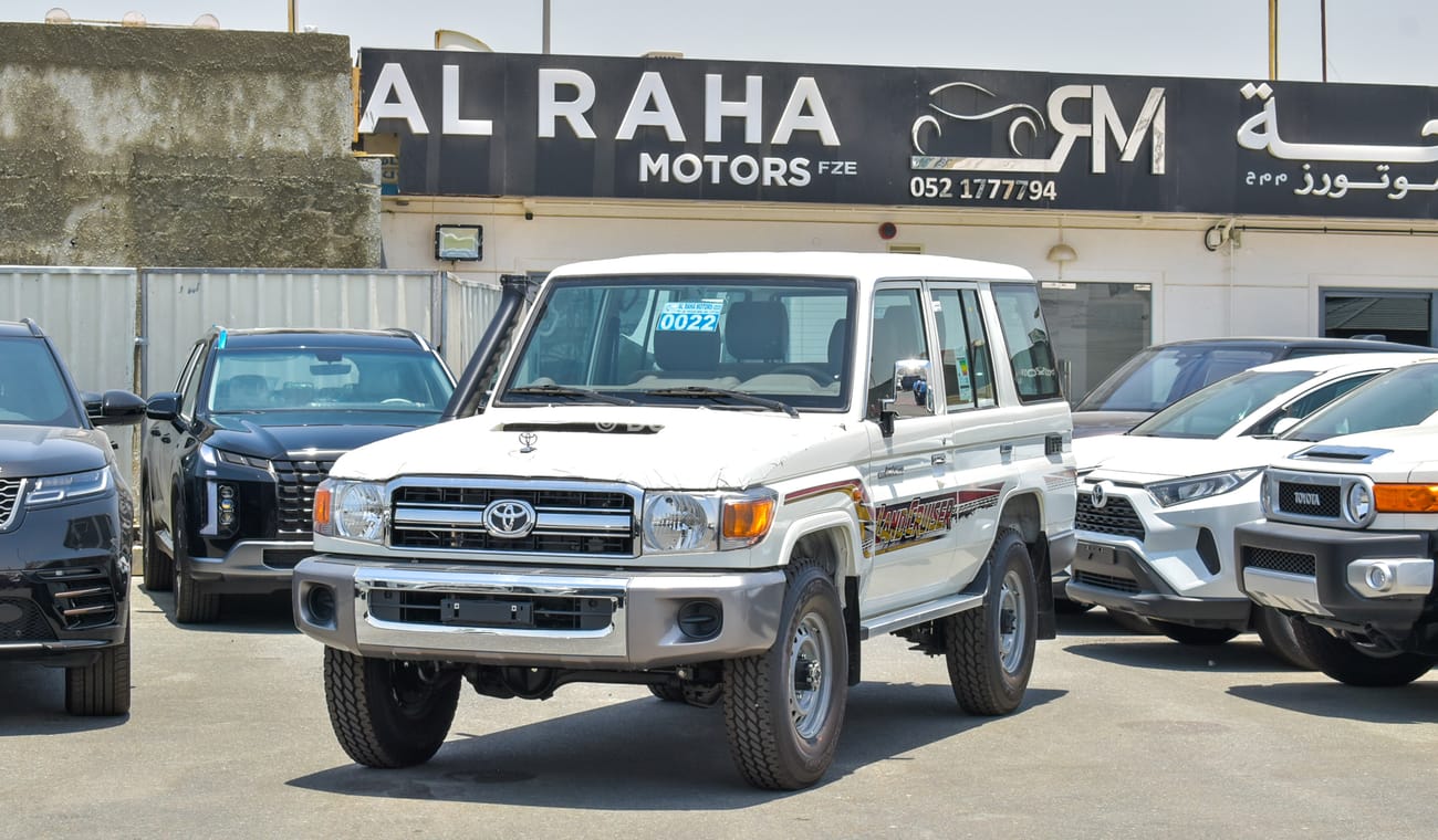 تويوتا لاند كروزر 70 LX V8