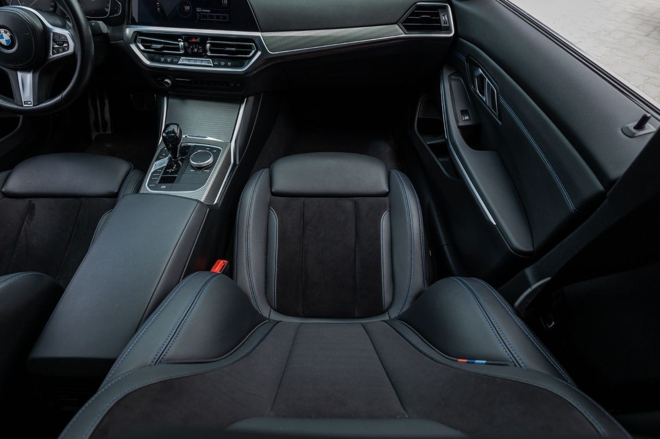 BMW 320i
