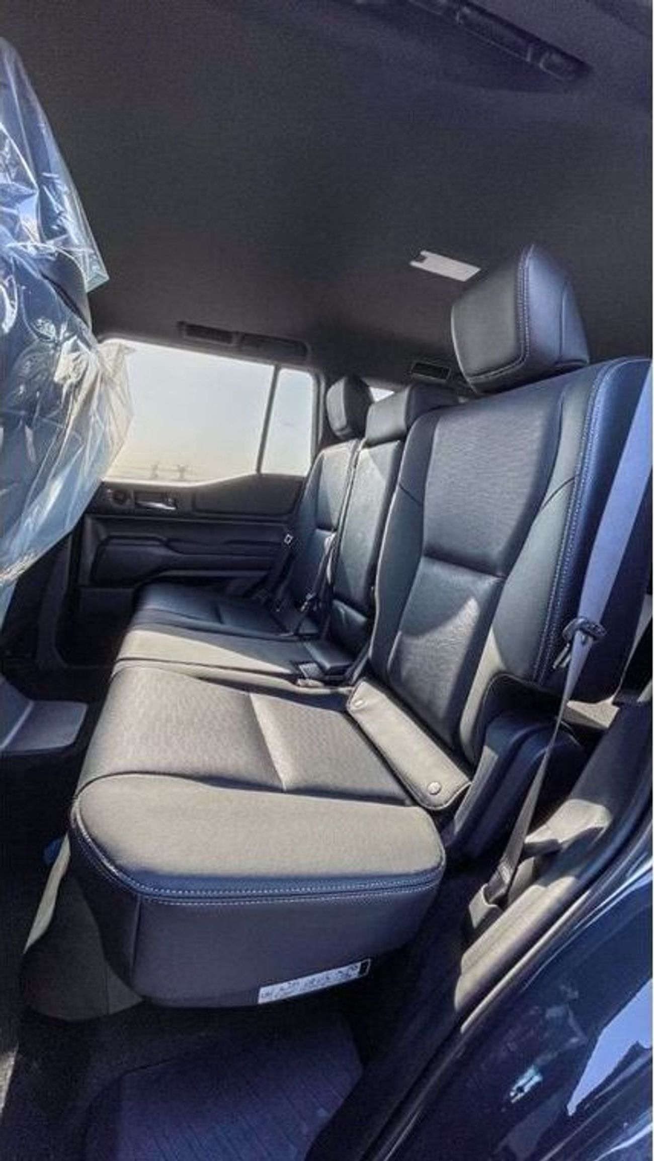 تويوتا برادو TOYOTA PRADO 2.8 DIESEL LUXURY FULLL OPTION