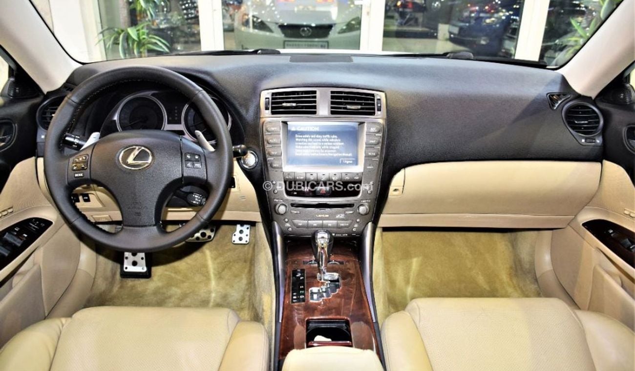 Lexus IS300 ( ONLY 87000 KM & With SERVICE HISTORY ) Amazing Lexus IS 300 2008 Model!! in White Color! GCC Specs