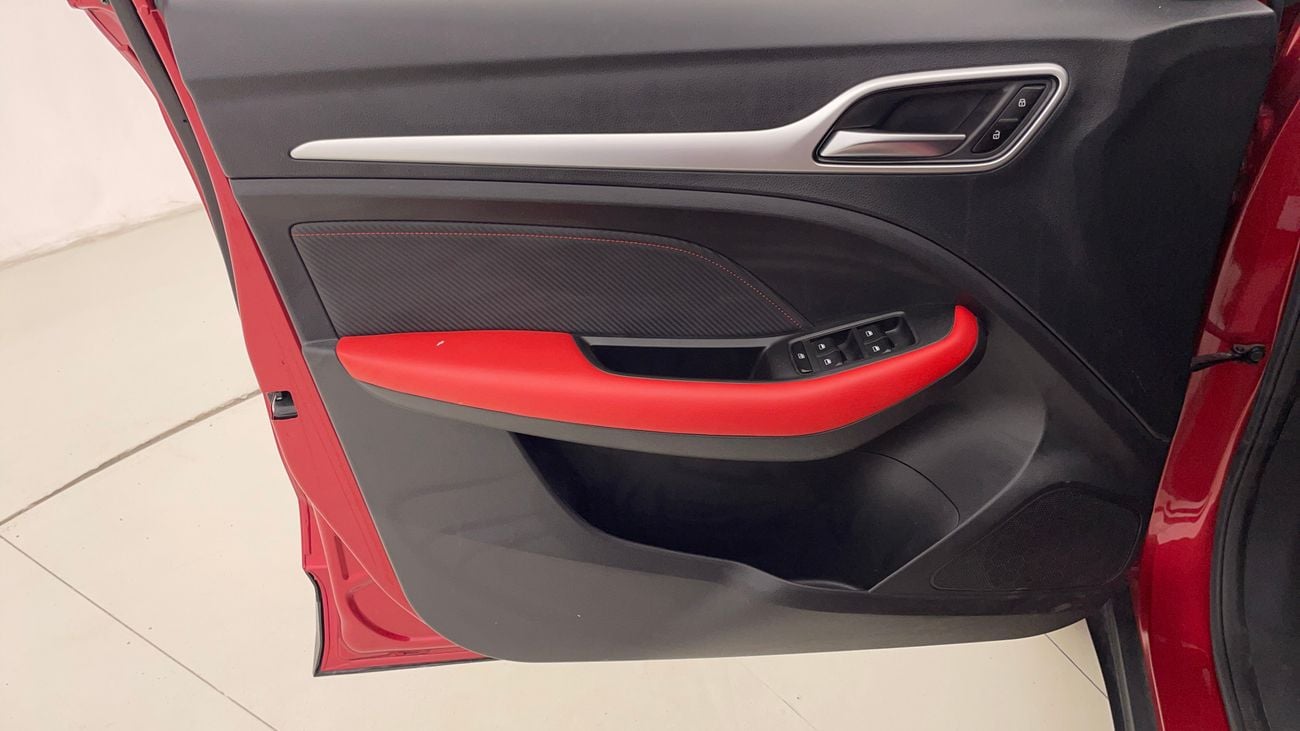 MG ZS LUXURY TROPHY 1.3 | Zero Down Payment | Home Test Drive