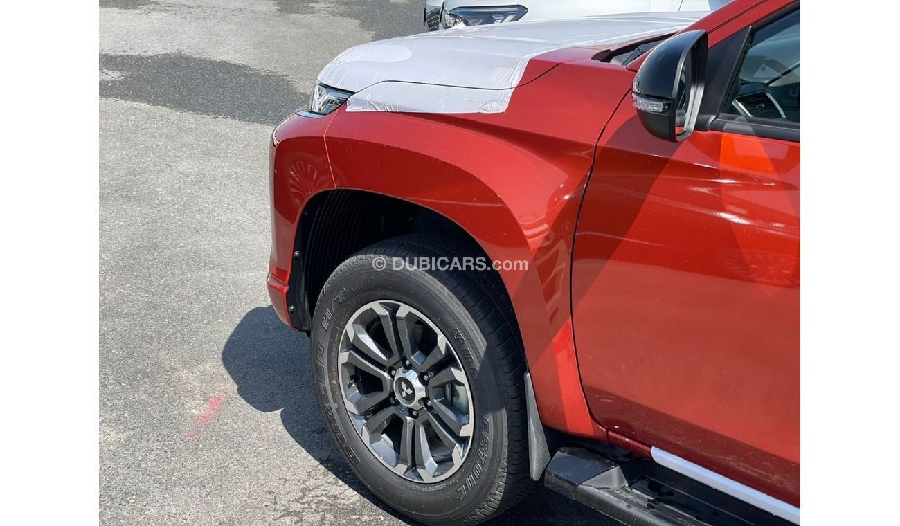 Mitsubishi L200 MITSUBISI L200 SPORTERO 2.4L DISEL