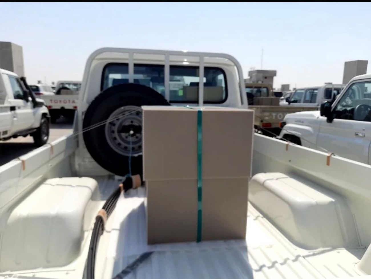 تويوتا لاند كروزر بيك آب SC 4.0L LAND CRUISER LC79 SC 4.2L DIESEL 2025