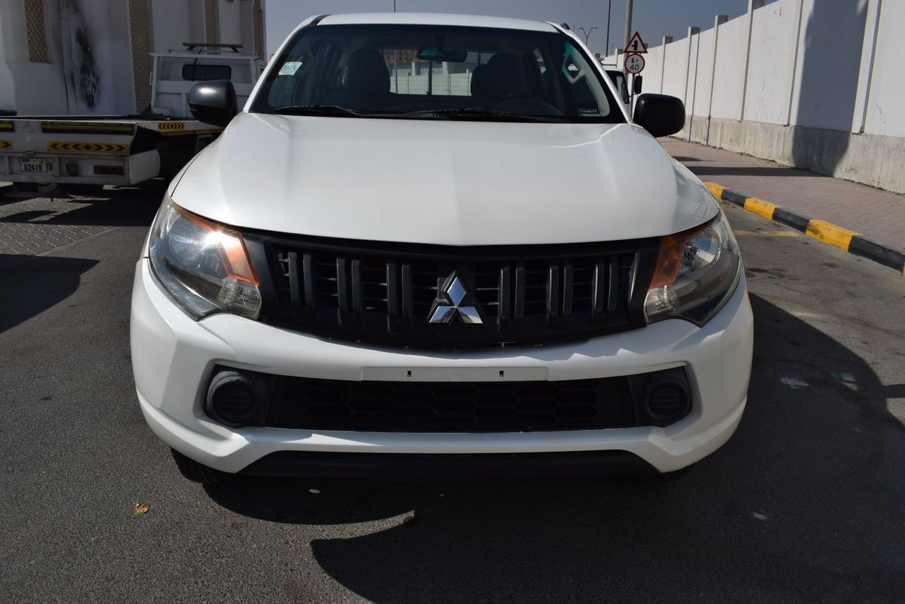 Mitsubishi L200 GLS 2.4L