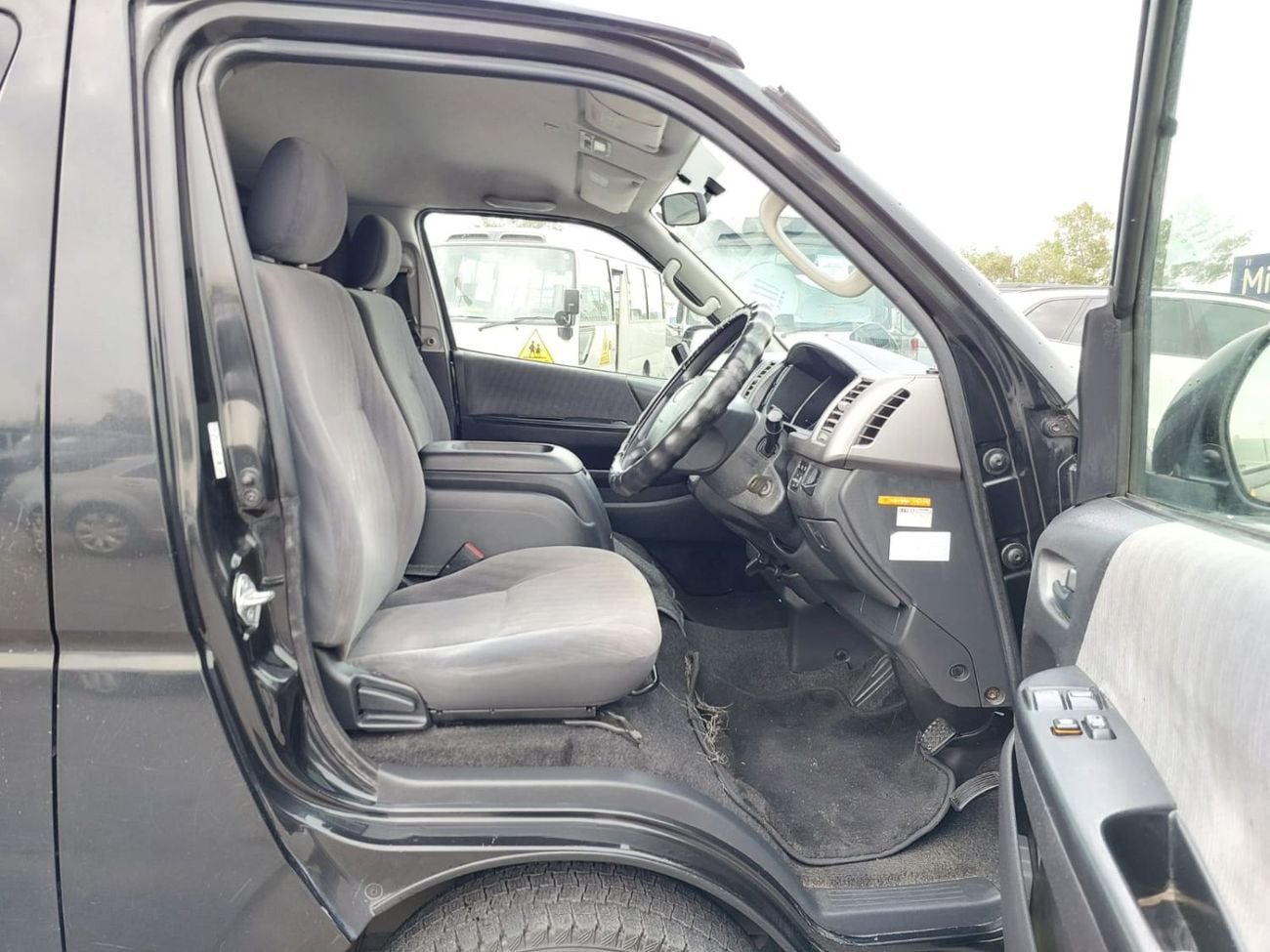 Toyota Hiace (RAMADAN OFFER) TOYOTA HIACE VAN RHD 2010 MODEL 2.0 L PETROL AUTOMATIC(PM29424)