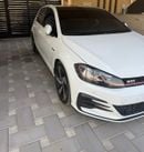 فولكس واجن جولف GTI