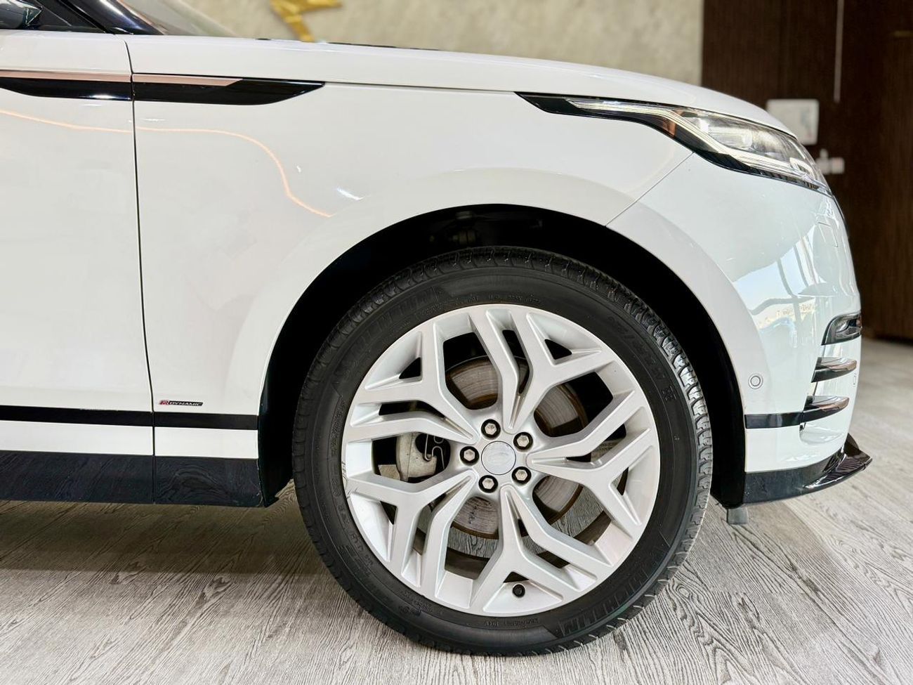 لاند روفر رينج روفر فيلار P300 R-Dynamic SE 2.0L