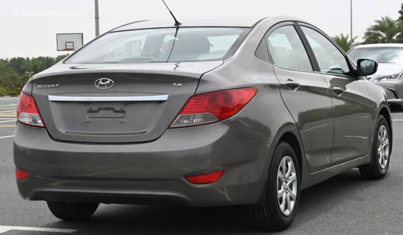 Hyundai Accent GCC EXCELLENT CONDITION WITHOUT ACCIDENT