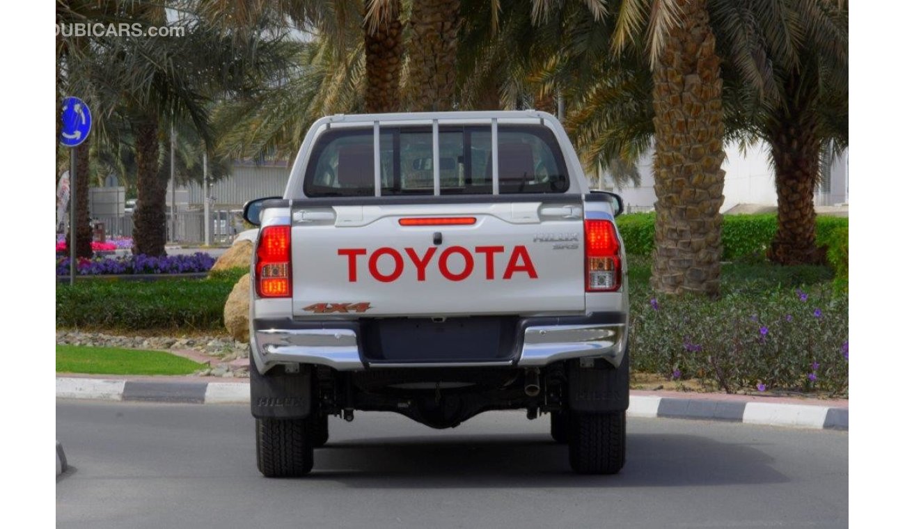 تويوتا هيلوكس Double cab Pickup 2.7L Petrol 4x4 Manual