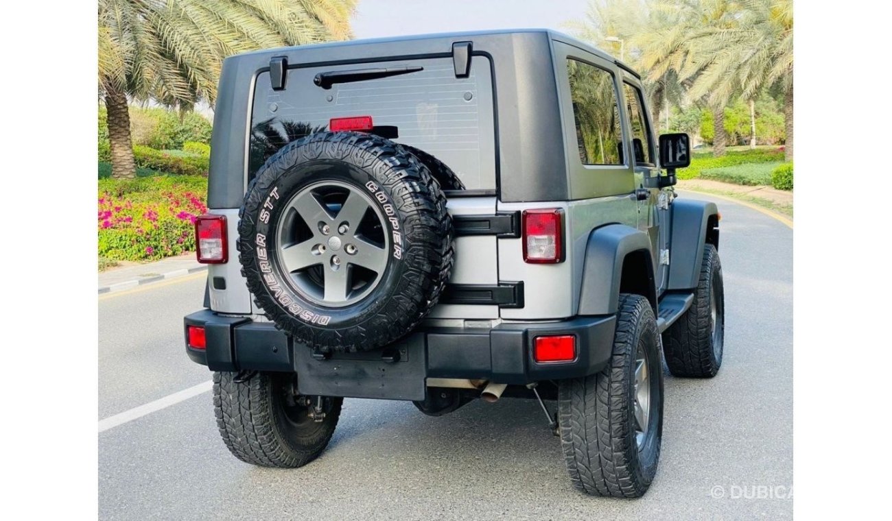 Jeep Wrangler Sport Sport Sport Jeep Wrangler sport 2015 GCC perfect condition original paint