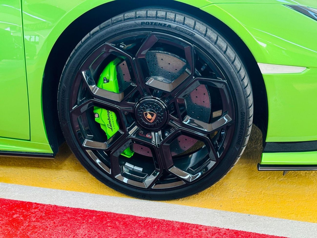 لامبورغيني هوراكان 2023 Lamborghini Huracan-Tecnica